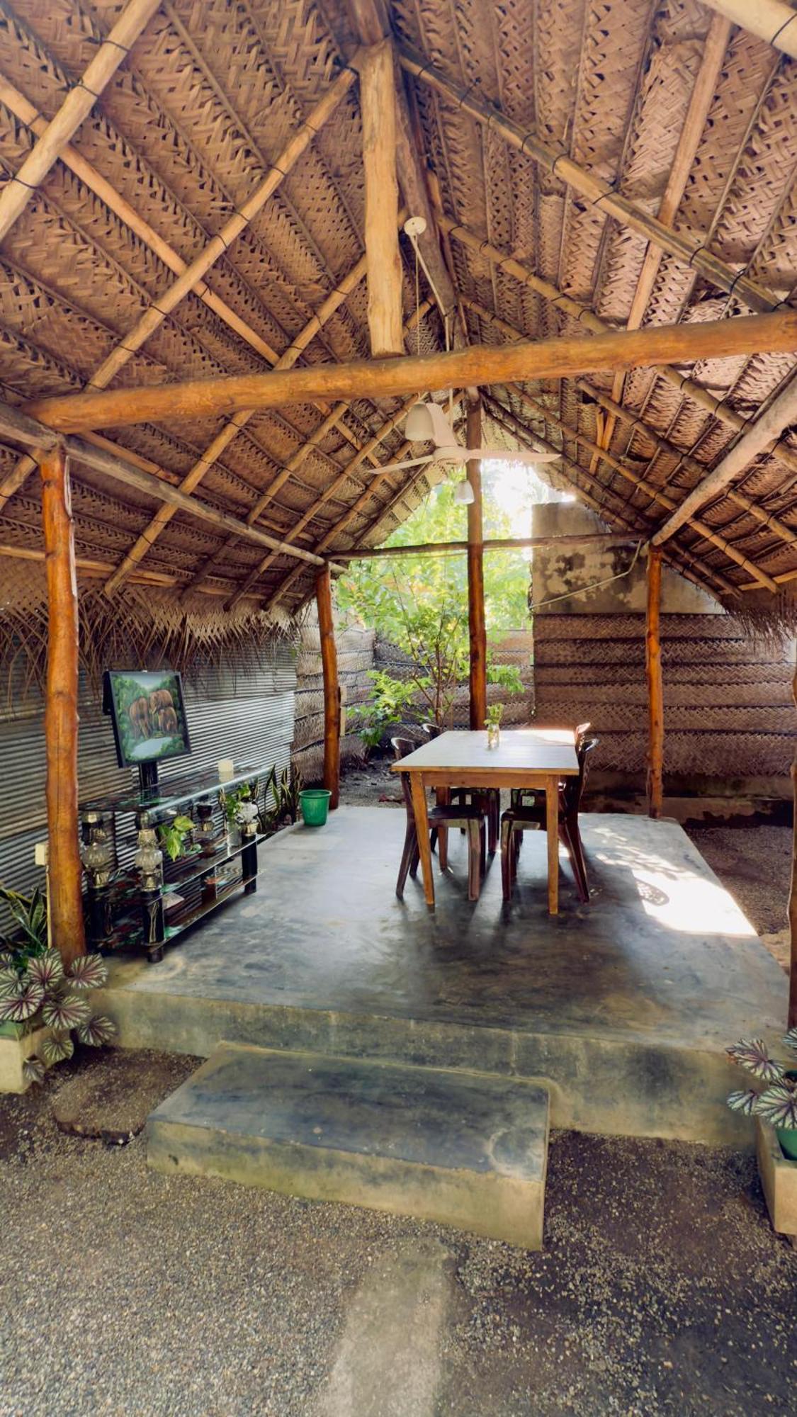 Udawalawa Safari House Hotel Udawalawe Luaran gambar
